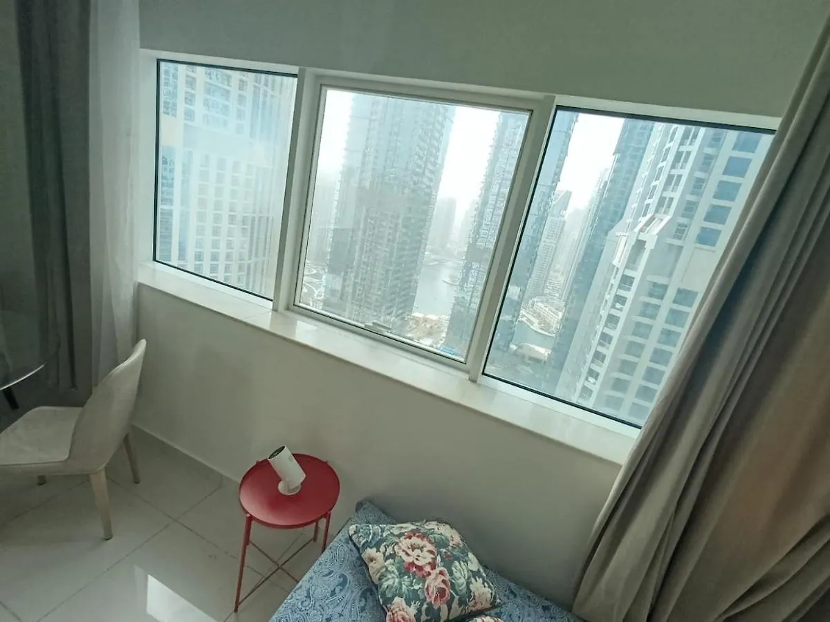 In The Heart Of Dubai Apartment
